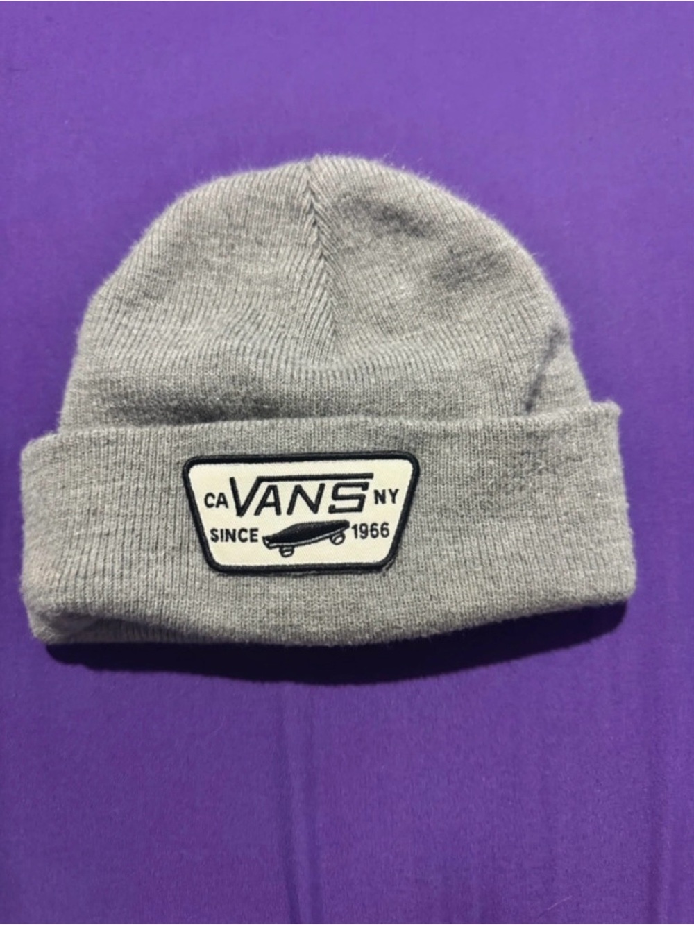 Vans Light Gray Knit Cuffed Beanie with Patch Logo